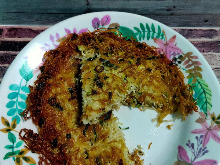 Langkah Mudah untuk Menyiapkan Omelet Bihun, Enak Banget