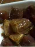 Postre frutilla y naranja bañada en chocolate