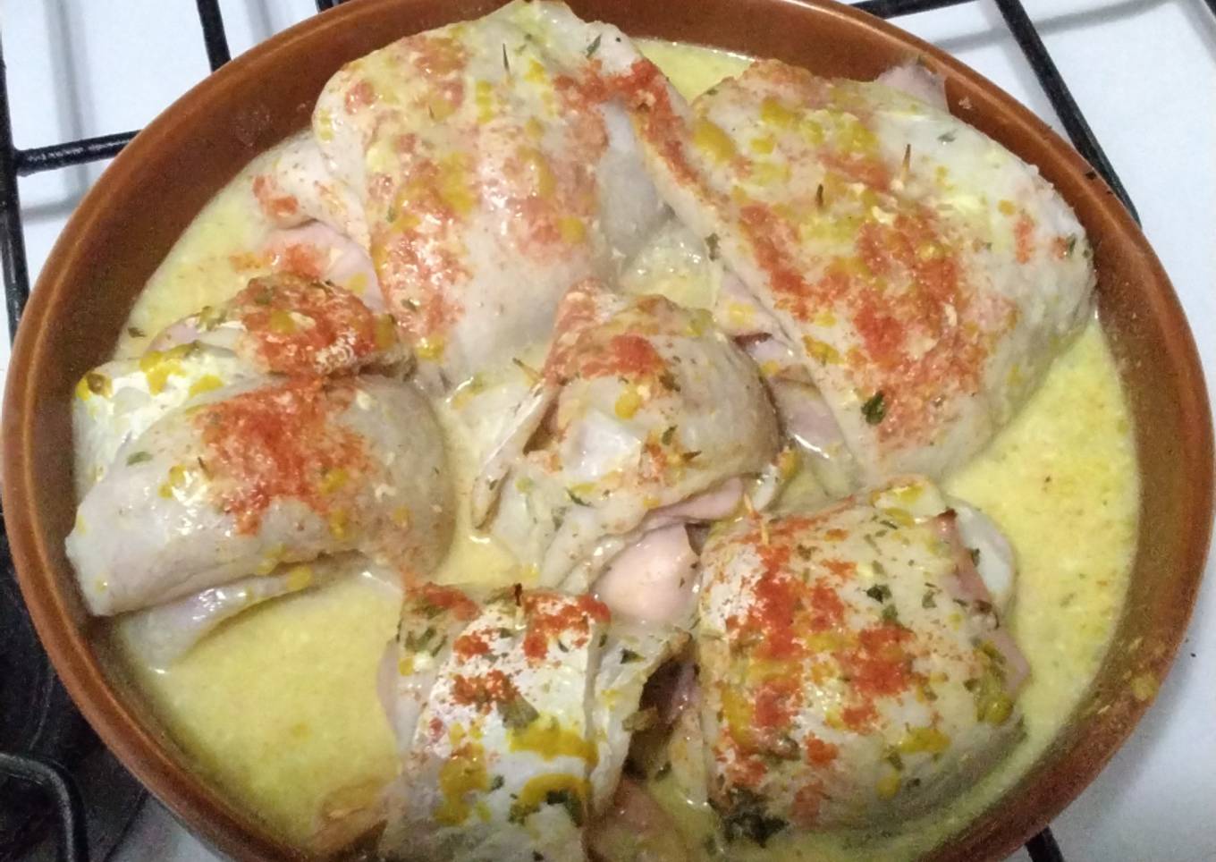 Filet de Merluza arrollado con jamón y queso. Verduras al vapor