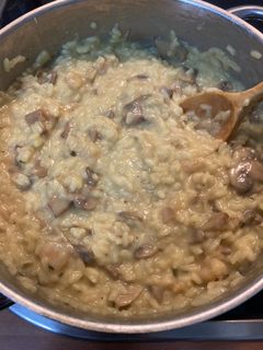 Una foto de Risotto de champiñones y gambas