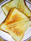 3 spice egg sandwich