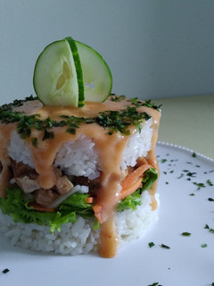 Foto resep Sushi Drip Cake & Roll | Chicken Teriyaki dengan Mentai Sauce