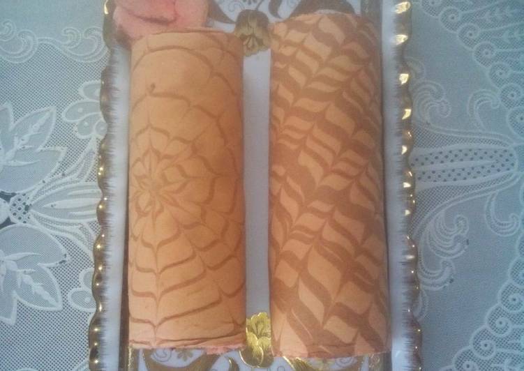 Bolu gulung strawberry