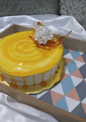 Una foto de Bitter Yellow Cake💛✨