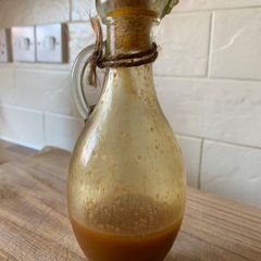 A picture of Simple Balsamic dressing.