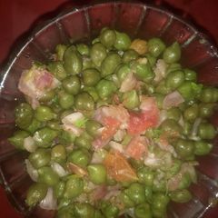 A picture of Hara Chana Chaat.