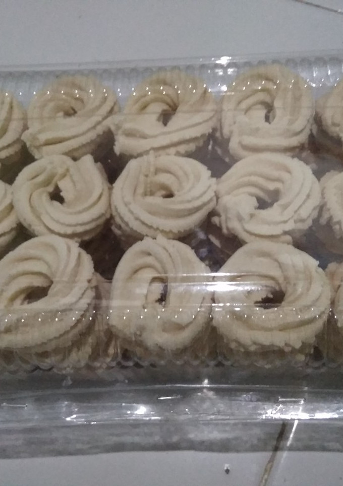 Foto resep Kue Semprit Garut/Larut