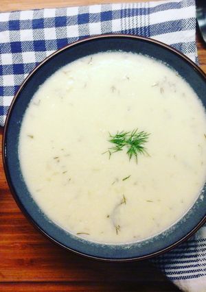 A picture of Yogurt soup.