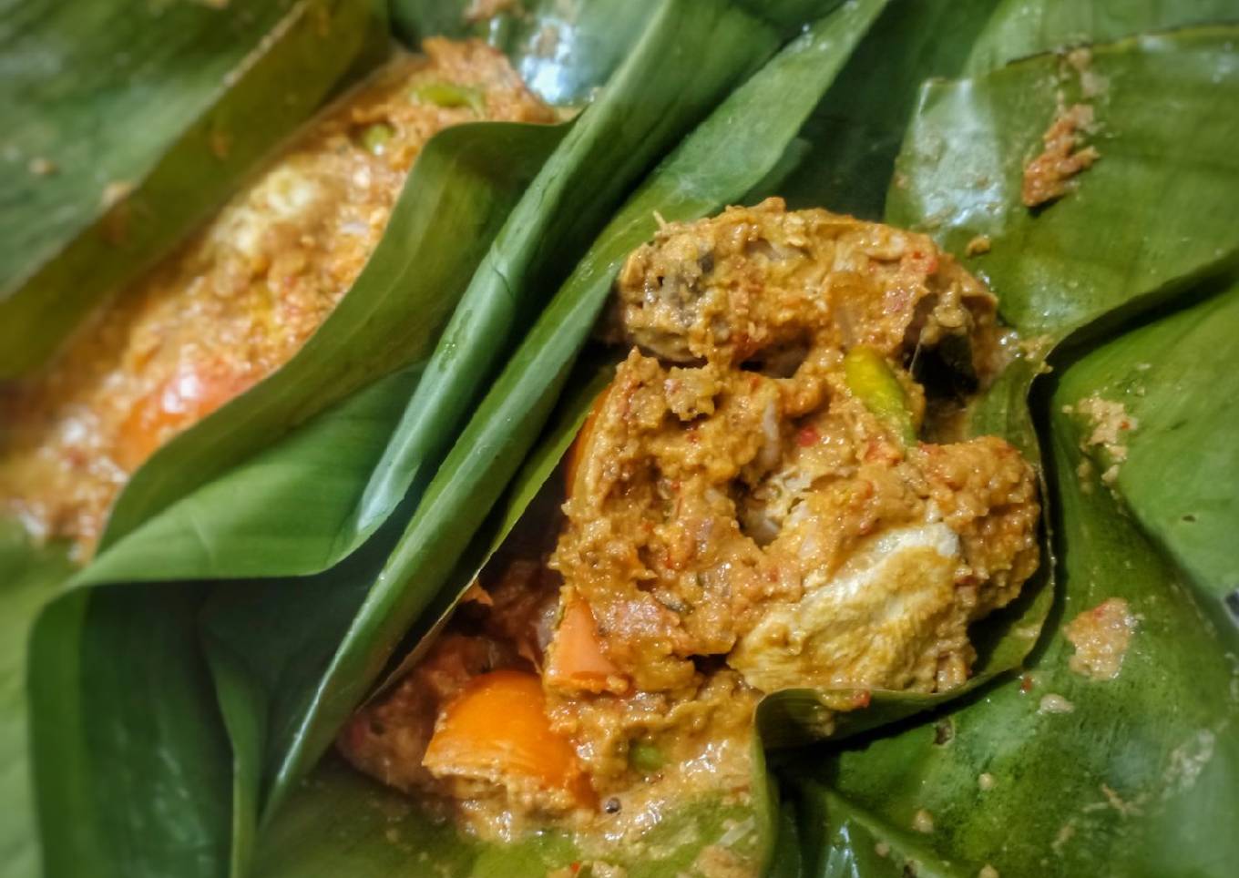 Botok ayam bumbu kacang