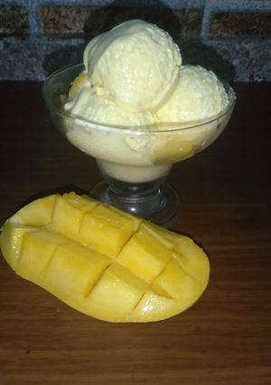A picture of IGLOO style Mango icecream.