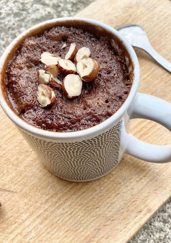Une photo de MUG CAKE BANANE-CHOCOLAT