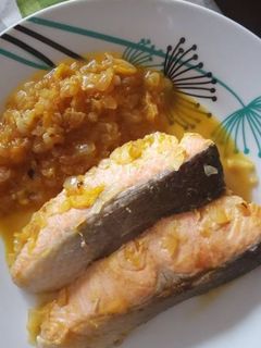 Una foto de Salmón a la naranja