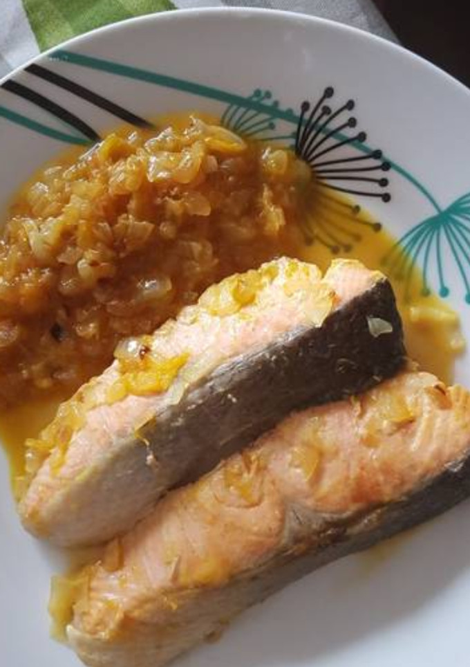 Una foto de Salmón a la naranja