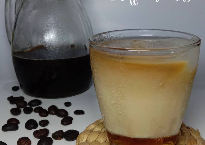 Resep Cold Brew Coffee Sederhana oleh Evis Dewi Sarwendah - Cookpad