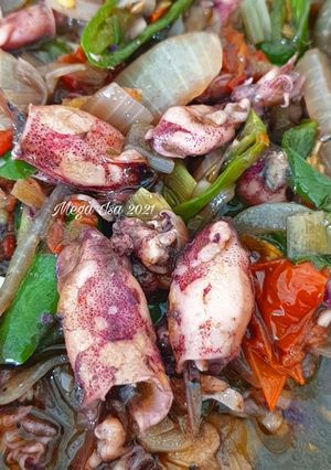 Foto resep Tumis Cumi Pedas