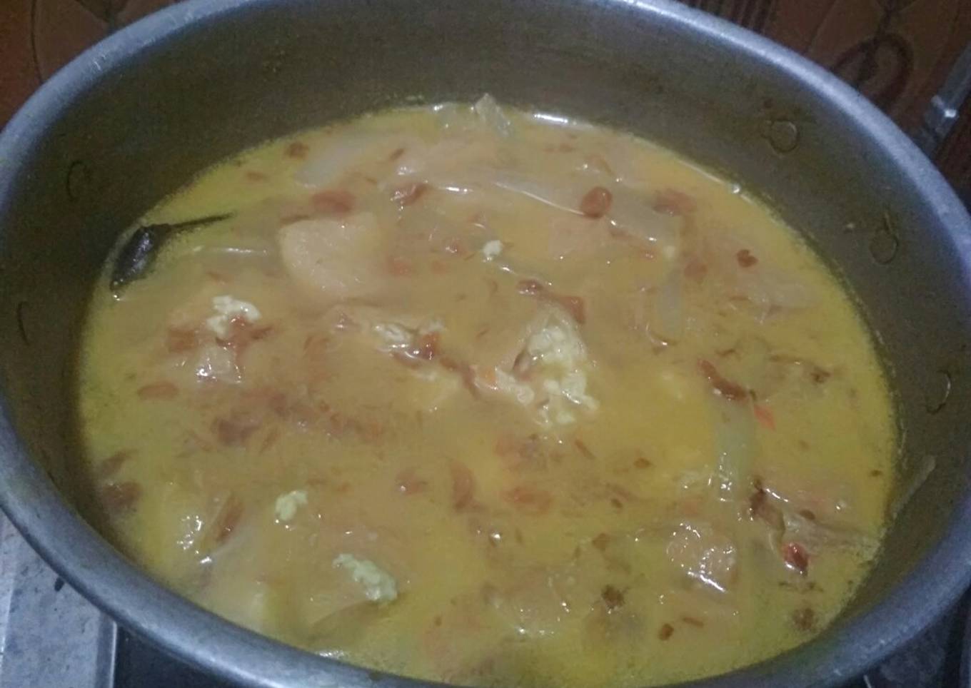 Tahu pong jipang kuah santan