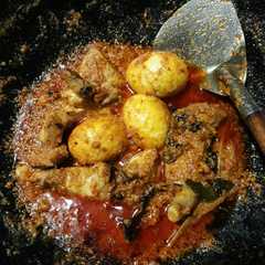 รูปของ Rendang Ayam Telur