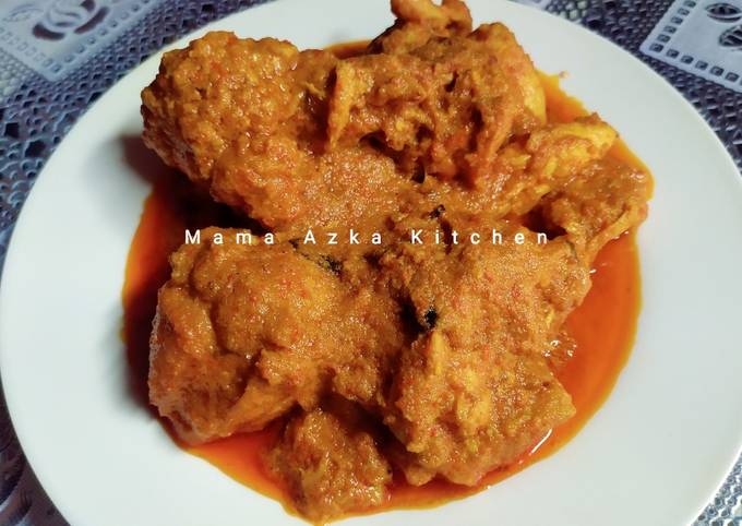 Rendang ayam padang