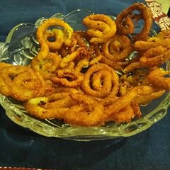 A picture of Namkeen potato jalebi.