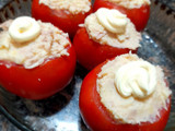 Tomates rellenos de puré de papas, atún y mayonesa ¡riquísimos!