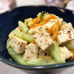 甜味噌. 芝麻. 冷豆腐（中等硬度的豆腐）-レシピのメイン写真