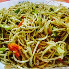 A picture of Veg Hakka Noodles.