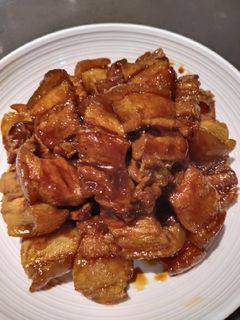 A picture of Braised Pork Belly.