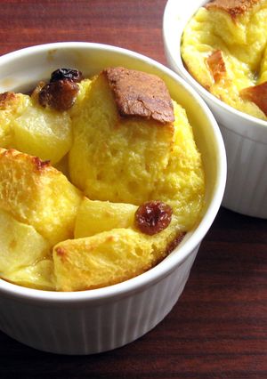 A picture of Brioche & Apple Pudding.