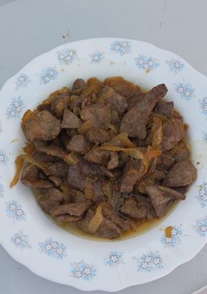 Una foto de Hígado de cordero encebollado