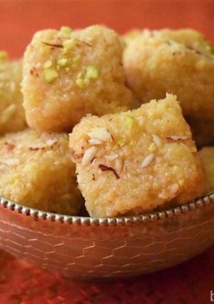 A picture of Nariyal Ki Barfi (Coconut Fudge).