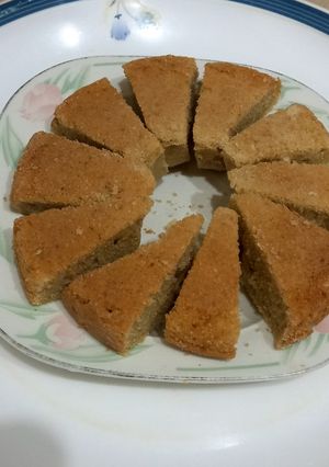 A picture of Diet cake with brown sugar🍰🍰.