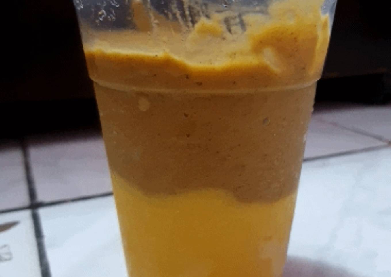 Mango smoothie