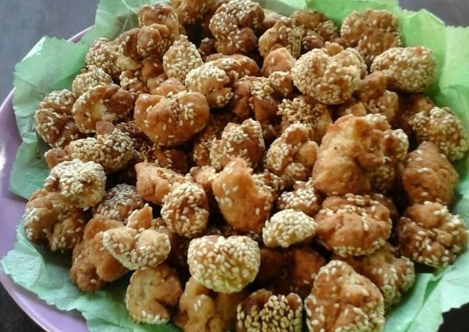 Resep Mini onde-onde ketawa oleh Apel🌬️ - Cookpad