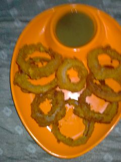 अनियन रिंग्स (onion rings recipe in Hindi) रेसिपी मुख्य फोटो