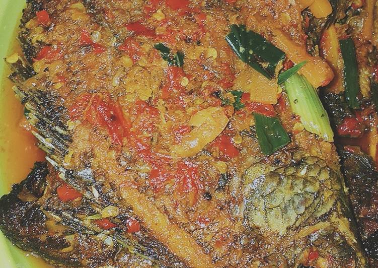 Cara meracik Ikan Bumbu Merah, Menggugah Selera