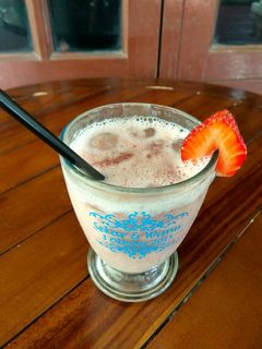 Foto resep Strawberry Banana Smoothie