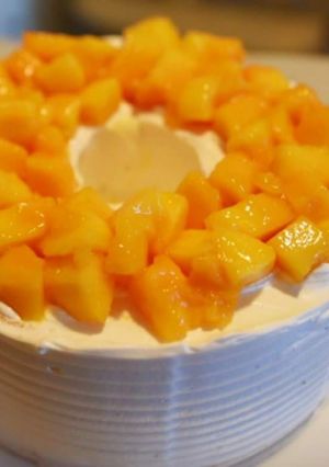 A picture of Mango cake.