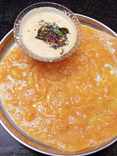 தக்காளி தோசை (Thakkaali dosai recipe in tamil) செய்முறை முக்கிய புகைப்படம்