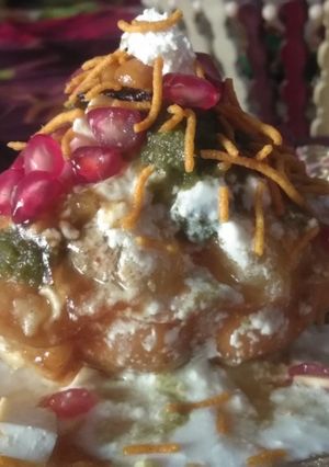 Raj kachori रेसिपी मुख्य फोटो