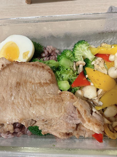 香煎豬里肌便當 的食譜成品照片