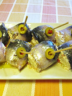 Una foto de Sardinas marinadas rellenas de queso