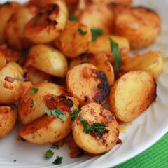 A picture of Paprika Potatoes.