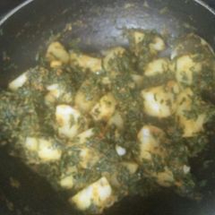 A picture of Aloo (potato) methi veg.
