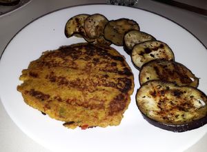 Una foto de Hamburguesas vegetales de garbanzo o tortitas de garbanzos