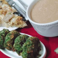 A picture of Spanish grenish kabab.