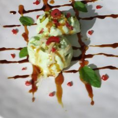 A picture of Raw Mango Ice Cream.