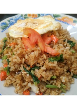 Foto resep Nasi goreng iris🍅