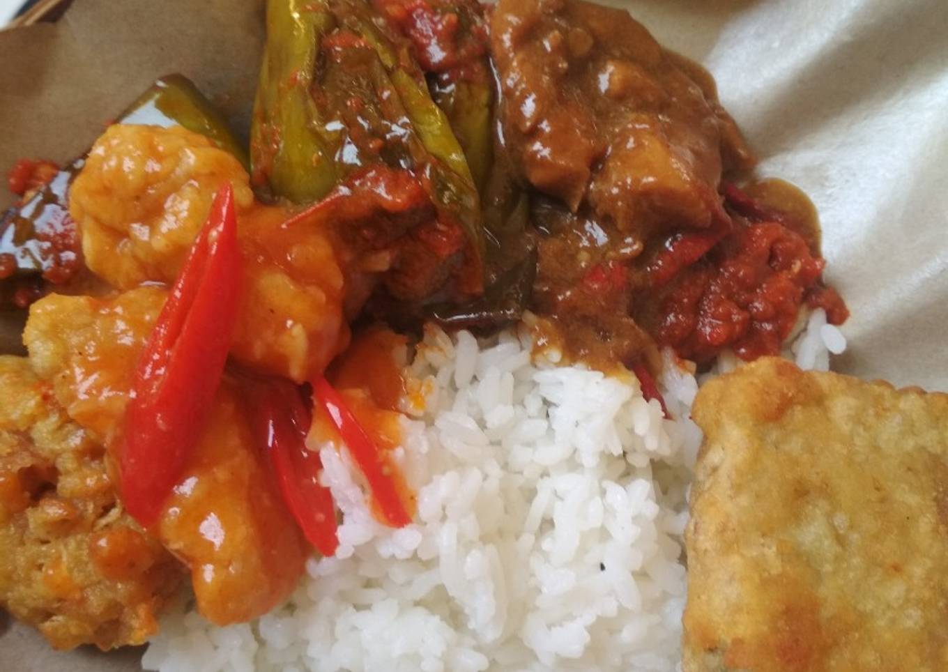 Nasi campur terong balado & koloke ayam