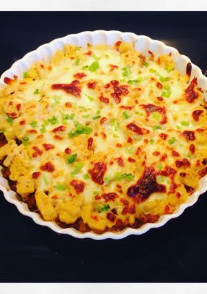 Una foto de Pastel de macarrones con queso y carne