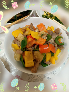 三色菠蘿彩椒炒水展豬肉 的食譜成品照片
